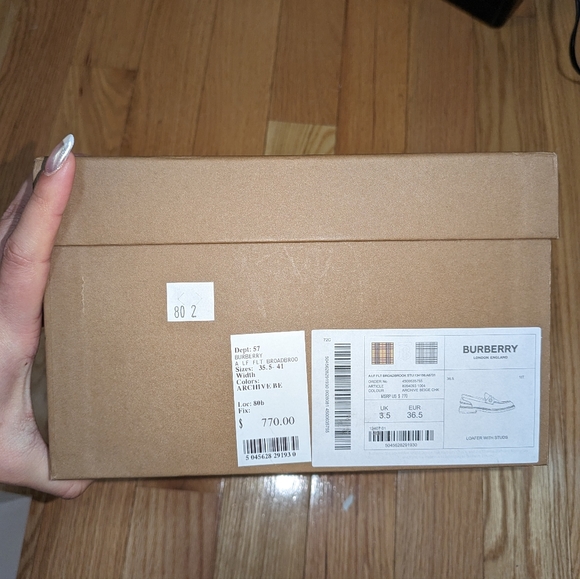 NEW BURBERRY BROADBROOK LOAFERS WITH STUDS - Picture 8 of 16